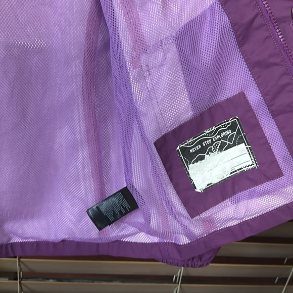 The North Face Purple Youth Dryvent Raincoat Girls Size M 10-12 Preowned - Picture 7 of 7